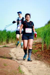 BIB: 2215
                            <button type="button" onclick="openModal(13296919)" class="btn btn-primary btn-sm float-right btn-popup" data-toggle="modal" data-target=".modal-high-quality">
                        <i class="fas fa-shopping-cart"></i> Add to Cart
                    </button>
                                            <button type="button" onclick="isThisMe(13296919, true)" class="btn btn-success btn-sm float-right btn-popup btn-isme hidden" data-toggle="tooltip" data-placement="bottom" title="นี่คือรูปของคุณใช่ไหม คลิกที่นี่เพื่อเอาเข้าอัลบั้ม">
                        <i class="fas fa-plus"></i> Add to album
                    </button>
                    <button type="button" onclick="isThisMe(13296919, false)" class="btn btn-warning btn-sm float-right btn-popup btn-isnotme hidden">
                        <i class="fas fa-ban"></i> Remove from album
                    </button>