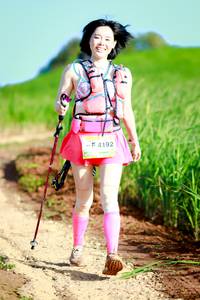 BIB: 4192
                            <button type="button" onclick="openModal(13309771)" class="btn btn-primary btn-sm float-right btn-popup" data-toggle="modal" data-target=".modal-high-quality">
                        <i class="fas fa-shopping-cart"></i> Add to Cart
                    </button>
                                            <button type="button" onclick="isThisMe(13309771, true)" class="btn btn-success btn-sm float-right btn-popup btn-isme hidden" data-toggle="tooltip" data-placement="bottom" title="นี่คือรูปของคุณใช่ไหม คลิกที่นี่เพื่อเอาเข้าอัลบั้ม">
                        <i class="fas fa-plus"></i> Add to album
                    </button>
                    <button type="button" onclick="isThisMe(13309771, false)" class="btn btn-warning btn-sm float-right btn-popup btn-isnotme hidden">
                        <i class="fas fa-ban"></i> Remove from album
                    </button>