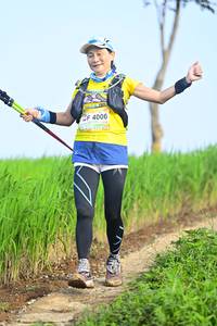 BIB: 4006
                            <button type="button" onclick="openModal(13244394)" class="btn btn-primary btn-sm float-right btn-popup" data-toggle="modal" data-target=".modal-high-quality">
                        <i class="fas fa-shopping-cart"></i> Add to Cart
                    </button>
                                            <button type="button" onclick="isThisMe(13244394, true)" class="btn btn-success btn-sm float-right btn-popup btn-isme hidden" data-toggle="tooltip" data-placement="bottom" title="นี่คือรูปของคุณใช่ไหม คลิกที่นี่เพื่อเอาเข้าอัลบั้ม">
                        <i class="fas fa-plus"></i> Add to album
                    </button>
                    <button type="button" onclick="isThisMe(13244394, false)" class="btn btn-warning btn-sm float-right btn-popup btn-isnotme hidden">
                        <i class="fas fa-ban"></i> Remove from album
                    </button>