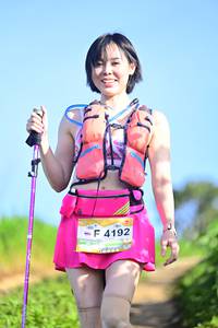 BIB: 4192
                            <button type="button" onclick="openModal(13245573)" class="btn btn-primary btn-sm float-right btn-popup" data-toggle="modal" data-target=".modal-high-quality">
                        <i class="fas fa-shopping-cart"></i> Add to Cart
                    </button>
                                            <button type="button" onclick="isThisMe(13245573, true)" class="btn btn-success btn-sm float-right btn-popup btn-isme hidden" data-toggle="tooltip" data-placement="bottom" title="นี่คือรูปของคุณใช่ไหม คลิกที่นี่เพื่อเอาเข้าอัลบั้ม">
                        <i class="fas fa-plus"></i> Add to album
                    </button>
                    <button type="button" onclick="isThisMe(13245573, false)" class="btn btn-warning btn-sm float-right btn-popup btn-isnotme hidden">
                        <i class="fas fa-ban"></i> Remove from album
                    </button>