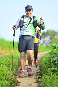 BIB: 602
                            <button type="button" onclick="openModal(13244580)" class="btn btn-primary btn-sm float-right btn-popup" data-toggle="modal" data-target=".modal-high-quality">
                        <i class="fas fa-shopping-cart"></i> Add to Cart
                    </button>
                                            <button type="button" onclick="isThisMe(13244580, true)" class="btn btn-success btn-sm float-right btn-popup btn-isme hidden" data-toggle="tooltip" data-placement="bottom" title="นี่คือรูปของคุณใช่ไหม คลิกที่นี่เพื่อเอาเข้าอัลบั้ม">
                        <i class="fas fa-plus"></i> Add to album
                    </button>
                    <button type="button" onclick="isThisMe(13244580, false)" class="btn btn-warning btn-sm float-right btn-popup btn-isnotme hidden">
                        <i class="fas fa-ban"></i> Remove from album
                    </button>