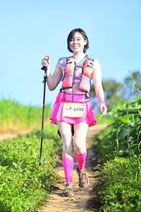 BIB: 4192
                            <button type="button" onclick="openModal(13245565)" class="btn btn-primary btn-sm float-right btn-popup" data-toggle="modal" data-target=".modal-high-quality">
                        <i class="fas fa-shopping-cart"></i> Add to Cart
                    </button>
                                            <button type="button" onclick="isThisMe(13245565, true)" class="btn btn-success btn-sm float-right btn-popup btn-isme hidden" data-toggle="tooltip" data-placement="bottom" title="นี่คือรูปของคุณใช่ไหม คลิกที่นี่เพื่อเอาเข้าอัลบั้ม">
                        <i class="fas fa-plus"></i> Add to album
                    </button>
                    <button type="button" onclick="isThisMe(13245565, false)" class="btn btn-warning btn-sm float-right btn-popup btn-isnotme hidden">
                        <i class="fas fa-ban"></i> Remove from album
                    </button>