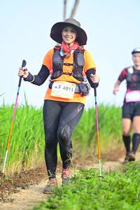 BIB: 4011
                            <button type="button" onclick="openModal(13244316)" class="btn btn-primary btn-sm float-right btn-popup" data-toggle="modal" data-target=".modal-high-quality">
                        <i class="fas fa-shopping-cart"></i> Add to Cart
                    </button>
                                            <button type="button" onclick="isThisMe(13244316, true)" class="btn btn-success btn-sm float-right btn-popup btn-isme hidden" data-toggle="tooltip" data-placement="bottom" title="นี่คือรูปของคุณใช่ไหม คลิกที่นี่เพื่อเอาเข้าอัลบั้ม">
                        <i class="fas fa-plus"></i> Add to album
                    </button>
                    <button type="button" onclick="isThisMe(13244316, false)" class="btn btn-warning btn-sm float-right btn-popup btn-isnotme hidden">
                        <i class="fas fa-ban"></i> Remove from album
                    </button>