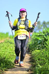 BIB: 4025
                            <button type="button" onclick="openModal(13245749)" class="btn btn-primary btn-sm float-right btn-popup" data-toggle="modal" data-target=".modal-high-quality">
                        <i class="fas fa-shopping-cart"></i> Add to Cart
                    </button>
                                            <button type="button" onclick="isThisMe(13245749, true)" class="btn btn-success btn-sm float-right btn-popup btn-isme hidden" data-toggle="tooltip" data-placement="bottom" title="นี่คือรูปของคุณใช่ไหม คลิกที่นี่เพื่อเอาเข้าอัลบั้ม">
                        <i class="fas fa-plus"></i> Add to album
                    </button>
                    <button type="button" onclick="isThisMe(13245749, false)" class="btn btn-warning btn-sm float-right btn-popup btn-isnotme hidden">
                        <i class="fas fa-ban"></i> Remove from album
                    </button>