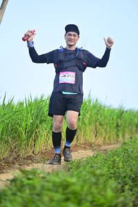 BIB: 2133
                            <button type="button" onclick="openModal(13244438)" class="btn btn-primary btn-sm float-right btn-popup" data-toggle="modal" data-target=".modal-high-quality">
                        <i class="fas fa-shopping-cart"></i> Add to Cart
                    </button>
                                            <button type="button" onclick="isThisMe(13244438, true)" class="btn btn-success btn-sm float-right btn-popup btn-isme hidden" data-toggle="tooltip" data-placement="bottom" title="นี่คือรูปของคุณใช่ไหม คลิกที่นี่เพื่อเอาเข้าอัลบั้ม">
                        <i class="fas fa-plus"></i> Add to album
                    </button>
                    <button type="button" onclick="isThisMe(13244438, false)" class="btn btn-warning btn-sm float-right btn-popup btn-isnotme hidden">
                        <i class="fas fa-ban"></i> Remove from album
                    </button>