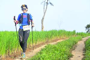 BIB: 4074
                            <button type="button" onclick="openModal(13244345)" class="btn btn-primary btn-sm float-right btn-popup" data-toggle="modal" data-target=".modal-high-quality">
                        <i class="fas fa-shopping-cart"></i> Add to Cart
                    </button>
                                            <button type="button" onclick="isThisMe(13244345, true)" class="btn btn-success btn-sm float-right btn-popup btn-isme hidden" data-toggle="tooltip" data-placement="bottom" title="นี่คือรูปของคุณใช่ไหม คลิกที่นี่เพื่อเอาเข้าอัลบั้ม">
                        <i class="fas fa-plus"></i> Add to album
                    </button>
                    <button type="button" onclick="isThisMe(13244345, false)" class="btn btn-warning btn-sm float-right btn-popup btn-isnotme hidden">
                        <i class="fas fa-ban"></i> Remove from album
                    </button>