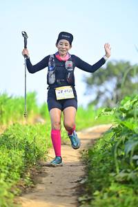 BIB: 4128
                            <button type="button" onclick="openModal(13244877)" class="btn btn-primary btn-sm float-right btn-popup" data-toggle="modal" data-target=".modal-high-quality">
                        <i class="fas fa-shopping-cart"></i> Add to Cart
                    </button>
                                            <button type="button" onclick="isThisMe(13244877, true)" class="btn btn-success btn-sm float-right btn-popup btn-isme hidden" data-toggle="tooltip" data-placement="bottom" title="นี่คือรูปของคุณใช่ไหม คลิกที่นี่เพื่อเอาเข้าอัลบั้ม">
                        <i class="fas fa-plus"></i> Add to album
                    </button>
                    <button type="button" onclick="isThisMe(13244877, false)" class="btn btn-warning btn-sm float-right btn-popup btn-isnotme hidden">
                        <i class="fas fa-ban"></i> Remove from album
                    </button>