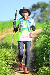 BIB: 2027
                            <button type="button" onclick="openModal(13245590)" class="btn btn-primary btn-sm float-right btn-popup" data-toggle="modal" data-target=".modal-high-quality">
                        <i class="fas fa-shopping-cart"></i> Add to Cart
                    </button>
                                            <button type="button" onclick="isThisMe(13245590, true)" class="btn btn-success btn-sm float-right btn-popup btn-isme hidden" data-toggle="tooltip" data-placement="bottom" title="นี่คือรูปของคุณใช่ไหม คลิกที่นี่เพื่อเอาเข้าอัลบั้ม">
                        <i class="fas fa-plus"></i> Add to album
                    </button>
                    <button type="button" onclick="isThisMe(13245590, false)" class="btn btn-warning btn-sm float-right btn-popup btn-isnotme hidden">
                        <i class="fas fa-ban"></i> Remove from album
                    </button>