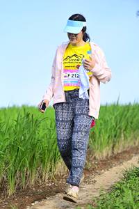 BIB: 212
                            <button type="button" onclick="openModal(13247948)" class="btn btn-primary btn-sm float-right btn-popup" data-toggle="modal" data-target=".modal-high-quality">
                        <i class="fas fa-shopping-cart"></i> Add to Cart
                    </button>
                                            <button type="button" onclick="isThisMe(13247948, true)" class="btn btn-success btn-sm float-right btn-popup btn-isme hidden" data-toggle="tooltip" data-placement="bottom" title="นี่คือรูปของคุณใช่ไหม คลิกที่นี่เพื่อเอาเข้าอัลบั้ม">
                        <i class="fas fa-plus"></i> Add to album
                    </button>
                    <button type="button" onclick="isThisMe(13247948, false)" class="btn btn-warning btn-sm float-right btn-popup btn-isnotme hidden">
                        <i class="fas fa-ban"></i> Remove from album
                    </button>