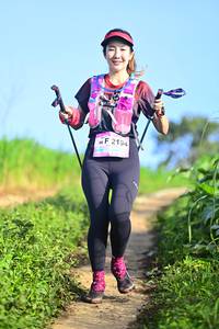 BIB: 2194
                            <button type="button" onclick="openModal(13245544)" class="btn btn-primary btn-sm float-right btn-popup" data-toggle="modal" data-target=".modal-high-quality">
                        <i class="fas fa-shopping-cart"></i> Add to Cart
                    </button>
                                            <button type="button" onclick="isThisMe(13245544, true)" class="btn btn-success btn-sm float-right btn-popup btn-isme hidden" data-toggle="tooltip" data-placement="bottom" title="นี่คือรูปของคุณใช่ไหม คลิกที่นี่เพื่อเอาเข้าอัลบั้ม">
                        <i class="fas fa-plus"></i> Add to album
                    </button>
                    <button type="button" onclick="isThisMe(13245544, false)" class="btn btn-warning btn-sm float-right btn-popup btn-isnotme hidden">
                        <i class="fas fa-ban"></i> Remove from album
                    </button>