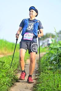 BIB: 2217
                            <button type="button" onclick="openModal(13244551)" class="btn btn-primary btn-sm float-right btn-popup" data-toggle="modal" data-target=".modal-high-quality">
                        <i class="fas fa-shopping-cart"></i> Add to Cart
                    </button>
                                            <button type="button" onclick="isThisMe(13244551, true)" class="btn btn-success btn-sm float-right btn-popup btn-isme hidden" data-toggle="tooltip" data-placement="bottom" title="นี่คือรูปของคุณใช่ไหม คลิกที่นี่เพื่อเอาเข้าอัลบั้ม">
                        <i class="fas fa-plus"></i> Add to album
                    </button>
                    <button type="button" onclick="isThisMe(13244551, false)" class="btn btn-warning btn-sm float-right btn-popup btn-isnotme hidden">
                        <i class="fas fa-ban"></i> Remove from album
                    </button>