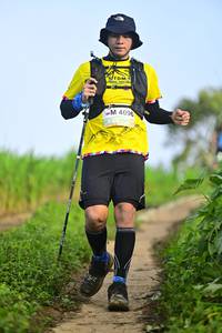 BIB: 4096
                            <button type="button" onclick="openModal(13239406)" class="btn btn-primary btn-sm float-right btn-popup" data-toggle="modal" data-target=".modal-high-quality">
                        <i class="fas fa-shopping-cart"></i> Add to Cart
                    </button>
                                            <button type="button" onclick="isThisMe(13239406, true)" class="btn btn-success btn-sm float-right btn-popup btn-isme hidden" data-toggle="tooltip" data-placement="bottom" title="นี่คือรูปของคุณใช่ไหม คลิกที่นี่เพื่อเอาเข้าอัลบั้ม">
                        <i class="fas fa-plus"></i> Add to album
                    </button>
                    <button type="button" onclick="isThisMe(13239406, false)" class="btn btn-warning btn-sm float-right btn-popup btn-isnotme hidden">
                        <i class="fas fa-ban"></i> Remove from album
                    </button>