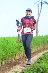 BIB: 4004
                            <button type="button" onclick="openModal(13241719)" class="btn btn-primary btn-sm float-right btn-popup" data-toggle="modal" data-target=".modal-high-quality">
                        <i class="fas fa-shopping-cart"></i> Add to Cart
                    </button>
                                            <button type="button" onclick="isThisMe(13241719, true)" class="btn btn-success btn-sm float-right btn-popup btn-isme hidden" data-toggle="tooltip" data-placement="bottom" title="นี่คือรูปของคุณใช่ไหม คลิกที่นี่เพื่อเอาเข้าอัลบั้ม">
                        <i class="fas fa-plus"></i> Add to album
                    </button>
                    <button type="button" onclick="isThisMe(13241719, false)" class="btn btn-warning btn-sm float-right btn-popup btn-isnotme hidden">
                        <i class="fas fa-ban"></i> Remove from album
                    </button>