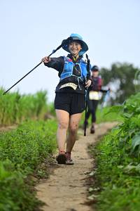 BIB: 
                            <button type="button" onclick="openModal(13240159)" class="btn btn-primary btn-sm float-right btn-popup" data-toggle="modal" data-target=".modal-high-quality">
                        <i class="fas fa-shopping-cart"></i> Add to Cart
                    </button>
                                            <button type="button" onclick="isThisMe(13240159, true)" class="btn btn-success btn-sm float-right btn-popup btn-isme hidden" data-toggle="tooltip" data-placement="bottom" title="นี่คือรูปของคุณใช่ไหม คลิกที่นี่เพื่อเอาเข้าอัลบั้ม">
                        <i class="fas fa-plus"></i> Add to album
                    </button>
                    <button type="button" onclick="isThisMe(13240159, false)" class="btn btn-warning btn-sm float-right btn-popup btn-isnotme hidden">
                        <i class="fas fa-ban"></i> Remove from album
                    </button>