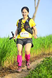 BIB: 4186
                            <button type="button" onclick="openModal(13238914)" class="btn btn-primary btn-sm float-right btn-popup" data-toggle="modal" data-target=".modal-high-quality">
                        <i class="fas fa-shopping-cart"></i> Add to Cart
                    </button>
                                            <button type="button" onclick="isThisMe(13238914, true)" class="btn btn-success btn-sm float-right btn-popup btn-isme hidden" data-toggle="tooltip" data-placement="bottom" title="นี่คือรูปของคุณใช่ไหม คลิกที่นี่เพื่อเอาเข้าอัลบั้ม">
                        <i class="fas fa-plus"></i> Add to album
                    </button>
                    <button type="button" onclick="isThisMe(13238914, false)" class="btn btn-warning btn-sm float-right btn-popup btn-isnotme hidden">
                        <i class="fas fa-ban"></i> Remove from album
                    </button>