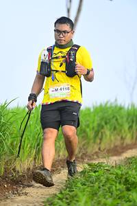 BIB: 4118
                            <button type="button" onclick="openModal(13240548)" class="btn btn-primary btn-sm float-right btn-popup" data-toggle="modal" data-target=".modal-high-quality">
                        <i class="fas fa-shopping-cart"></i> Add to Cart
                    </button>
                                            <button type="button" onclick="isThisMe(13240548, true)" class="btn btn-success btn-sm float-right btn-popup btn-isme hidden" data-toggle="tooltip" data-placement="bottom" title="นี่คือรูปของคุณใช่ไหม คลิกที่นี่เพื่อเอาเข้าอัลบั้ม">
                        <i class="fas fa-plus"></i> Add to album
                    </button>
                    <button type="button" onclick="isThisMe(13240548, false)" class="btn btn-warning btn-sm float-right btn-popup btn-isnotme hidden">
                        <i class="fas fa-ban"></i> Remove from album
                    </button>