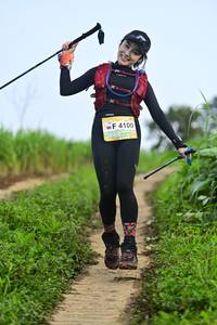 BIB: 4100
                            <button type="button" onclick="openModal(13240244)" class="btn btn-primary btn-sm float-right btn-popup" data-toggle="modal" data-target=".modal-high-quality">
                        <i class="fas fa-shopping-cart"></i> Add to Cart
                    </button>
                                            <button type="button" onclick="isThisMe(13240244, true)" class="btn btn-success btn-sm float-right btn-popup btn-isme hidden" data-toggle="tooltip" data-placement="bottom" title="นี่คือรูปของคุณใช่ไหม คลิกที่นี่เพื่อเอาเข้าอัลบั้ม">
                        <i class="fas fa-plus"></i> Add to album
                    </button>
                    <button type="button" onclick="isThisMe(13240244, false)" class="btn btn-warning btn-sm float-right btn-popup btn-isnotme hidden">
                        <i class="fas fa-ban"></i> Remove from album
                    </button>