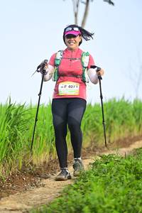 BIB: 4071
                            <button type="button" onclick="openModal(13239577)" class="btn btn-primary btn-sm float-right btn-popup" data-toggle="modal" data-target=".modal-high-quality">
                        <i class="fas fa-shopping-cart"></i> Add to Cart
                    </button>
                                            <button type="button" onclick="isThisMe(13239577, true)" class="btn btn-success btn-sm float-right btn-popup btn-isme hidden" data-toggle="tooltip" data-placement="bottom" title="นี่คือรูปของคุณใช่ไหม คลิกที่นี่เพื่อเอาเข้าอัลบั้ม">
                        <i class="fas fa-plus"></i> Add to album
                    </button>
                    <button type="button" onclick="isThisMe(13239577, false)" class="btn btn-warning btn-sm float-right btn-popup btn-isnotme hidden">
                        <i class="fas fa-ban"></i> Remove from album
                    </button>