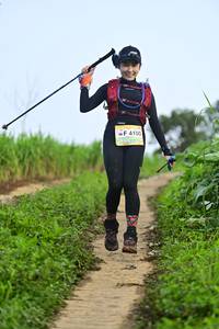 BIB: 4100
                            <button type="button" onclick="openModal(13240231)" class="btn btn-primary btn-sm float-right btn-popup" data-toggle="modal" data-target=".modal-high-quality">
                        <i class="fas fa-shopping-cart"></i> Add to Cart
                    </button>
                                            <button type="button" onclick="isThisMe(13240231, true)" class="btn btn-success btn-sm float-right btn-popup btn-isme hidden" data-toggle="tooltip" data-placement="bottom" title="นี่คือรูปของคุณใช่ไหม คลิกที่นี่เพื่อเอาเข้าอัลบั้ม">
                        <i class="fas fa-plus"></i> Add to album
                    </button>
                    <button type="button" onclick="isThisMe(13240231, false)" class="btn btn-warning btn-sm float-right btn-popup btn-isnotme hidden">
                        <i class="fas fa-ban"></i> Remove from album
                    </button>