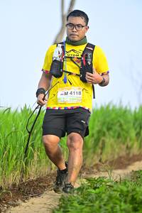 BIB: 4118
                            <button type="button" onclick="openModal(13240540)" class="btn btn-primary btn-sm float-right btn-popup" data-toggle="modal" data-target=".modal-high-quality">
                        <i class="fas fa-shopping-cart"></i> Add to Cart
                    </button>
                                            <button type="button" onclick="isThisMe(13240540, true)" class="btn btn-success btn-sm float-right btn-popup btn-isme hidden" data-toggle="tooltip" data-placement="bottom" title="นี่คือรูปของคุณใช่ไหม คลิกที่นี่เพื่อเอาเข้าอัลบั้ม">
                        <i class="fas fa-plus"></i> Add to album
                    </button>
                    <button type="button" onclick="isThisMe(13240540, false)" class="btn btn-warning btn-sm float-right btn-popup btn-isnotme hidden">
                        <i class="fas fa-ban"></i> Remove from album
                    </button>