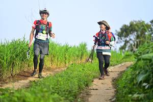 BIB: 4102
                            <button type="button" onclick="openModal(13239144)" class="btn btn-primary btn-sm float-right btn-popup" data-toggle="modal" data-target=".modal-high-quality">
                        <i class="fas fa-shopping-cart"></i> Add to Cart
                    </button>
                                            <button type="button" onclick="isThisMe(13239144, true)" class="btn btn-success btn-sm float-right btn-popup btn-isme hidden" data-toggle="tooltip" data-placement="bottom" title="นี่คือรูปของคุณใช่ไหม คลิกที่นี่เพื่อเอาเข้าอัลบั้ม">
                        <i class="fas fa-plus"></i> Add to album
                    </button>
                    <button type="button" onclick="isThisMe(13239144, false)" class="btn btn-warning btn-sm float-right btn-popup btn-isnotme hidden">
                        <i class="fas fa-ban"></i> Remove from album
                    </button>