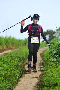 BIB: 4100
                            <button type="button" onclick="openModal(13240233)" class="btn btn-primary btn-sm float-right btn-popup" data-toggle="modal" data-target=".modal-high-quality">
                        <i class="fas fa-shopping-cart"></i> Add to Cart
                    </button>
                                            <button type="button" onclick="isThisMe(13240233, true)" class="btn btn-success btn-sm float-right btn-popup btn-isme hidden" data-toggle="tooltip" data-placement="bottom" title="นี่คือรูปของคุณใช่ไหม คลิกที่นี่เพื่อเอาเข้าอัลบั้ม">
                        <i class="fas fa-plus"></i> Add to album
                    </button>
                    <button type="button" onclick="isThisMe(13240233, false)" class="btn btn-warning btn-sm float-right btn-popup btn-isnotme hidden">
                        <i class="fas fa-ban"></i> Remove from album
                    </button>