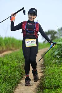 BIB: 4100
                            <button type="button" onclick="openModal(13240255)" class="btn btn-primary btn-sm float-right btn-popup" data-toggle="modal" data-target=".modal-high-quality">
                        <i class="fas fa-shopping-cart"></i> Add to Cart
                    </button>
                                            <button type="button" onclick="isThisMe(13240255, true)" class="btn btn-success btn-sm float-right btn-popup btn-isme hidden" data-toggle="tooltip" data-placement="bottom" title="นี่คือรูปของคุณใช่ไหม คลิกที่นี่เพื่อเอาเข้าอัลบั้ม">
                        <i class="fas fa-plus"></i> Add to album
                    </button>
                    <button type="button" onclick="isThisMe(13240255, false)" class="btn btn-warning btn-sm float-right btn-popup btn-isnotme hidden">
                        <i class="fas fa-ban"></i> Remove from album
                    </button>