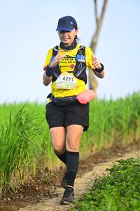 BIB: 4211
                            <button type="button" onclick="openModal(13239438)" class="btn btn-primary btn-sm float-right btn-popup" data-toggle="modal" data-target=".modal-high-quality">
                        <i class="fas fa-shopping-cart"></i> Add to Cart
                    </button>
                                            <button type="button" onclick="isThisMe(13239438, true)" class="btn btn-success btn-sm float-right btn-popup btn-isme hidden" data-toggle="tooltip" data-placement="bottom" title="นี่คือรูปของคุณใช่ไหม คลิกที่นี่เพื่อเอาเข้าอัลบั้ม">
                        <i class="fas fa-plus"></i> Add to album
                    </button>
                    <button type="button" onclick="isThisMe(13239438, false)" class="btn btn-warning btn-sm float-right btn-popup btn-isnotme hidden">
                        <i class="fas fa-ban"></i> Remove from album
                    </button>