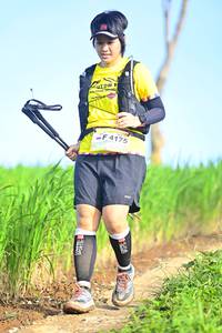 BIB: 4175
                            <button type="button" onclick="openModal(13288232)" class="btn btn-primary btn-sm float-right btn-popup" data-toggle="modal" data-target=".modal-high-quality">
                        <i class="fas fa-shopping-cart"></i> Add to Cart
                    </button>
                                            <button type="button" onclick="isThisMe(13288232, true)" class="btn btn-success btn-sm float-right btn-popup btn-isme hidden" data-toggle="tooltip" data-placement="bottom" title="นี่คือรูปของคุณใช่ไหม คลิกที่นี่เพื่อเอาเข้าอัลบั้ม">
                        <i class="fas fa-plus"></i> Add to album
                    </button>
                    <button type="button" onclick="isThisMe(13288232, false)" class="btn btn-warning btn-sm float-right btn-popup btn-isnotme hidden">
                        <i class="fas fa-ban"></i> Remove from album
                    </button>