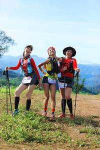 BIB: 220
                            <button type="button" onclick="openModal(13253411)" class="btn btn-primary btn-sm float-right btn-popup" data-toggle="modal" data-target=".modal-high-quality">
                        <i class="fas fa-shopping-cart"></i> Add to Cart
                    </button>
                                            <button type="button" onclick="isThisMe(13253411, true)" class="btn btn-success btn-sm float-right btn-popup btn-isme hidden" data-toggle="tooltip" data-placement="bottom" title="นี่คือรูปของคุณใช่ไหม คลิกที่นี่เพื่อเอาเข้าอัลบั้ม">
                        <i class="fas fa-plus"></i> Add to album
                    </button>
                    <button type="button" onclick="isThisMe(13253411, false)" class="btn btn-warning btn-sm float-right btn-popup btn-isnotme hidden">
                        <i class="fas fa-ban"></i> Remove from album
                    </button>