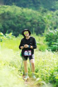 BIB: 041
                            <button type="button" onclick="openModal(13255565)" class="btn btn-primary btn-sm float-right btn-popup" data-toggle="modal" data-target=".modal-high-quality">
                        <i class="fas fa-shopping-cart"></i> Add to Cart
                    </button>
                                            <button type="button" onclick="isThisMe(13255565, true)" class="btn btn-success btn-sm float-right btn-popup btn-isme hidden" data-toggle="tooltip" data-placement="bottom" title="นี่คือรูปของคุณใช่ไหม คลิกที่นี่เพื่อเอาเข้าอัลบั้ม">
                        <i class="fas fa-plus"></i> Add to album
                    </button>
                    <button type="button" onclick="isThisMe(13255565, false)" class="btn btn-warning btn-sm float-right btn-popup btn-isnotme hidden">
                        <i class="fas fa-ban"></i> Remove from album
                    </button>