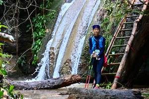 BIB: 6010
                            <button type="button" onclick="openModal(13244550)" class="btn btn-primary btn-sm float-right btn-popup" data-toggle="modal" data-target=".modal-high-quality">
                        <i class="fas fa-shopping-cart"></i> Add to Cart
                    </button>
                                            <button type="button" onclick="isThisMe(13244550, true)" class="btn btn-success btn-sm float-right btn-popup btn-isme hidden" data-toggle="tooltip" data-placement="bottom" title="นี่คือรูปของคุณใช่ไหม คลิกที่นี่เพื่อเอาเข้าอัลบั้ม">
                        <i class="fas fa-plus"></i> Add to album
                    </button>
                    <button type="button" onclick="isThisMe(13244550, false)" class="btn btn-warning btn-sm float-right btn-popup btn-isnotme hidden">
                        <i class="fas fa-ban"></i> Remove from album
                    </button>