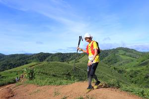 BIB: 414
                            <button type="button" onclick="openModal(13260931)" class="btn btn-primary btn-sm float-right btn-popup" data-toggle="modal" data-target=".modal-high-quality">
                        <i class="fas fa-shopping-cart"></i> Add to Cart
                    </button>
                                            <button type="button" onclick="isThisMe(13260931, true)" class="btn btn-success btn-sm float-right btn-popup btn-isme hidden" data-toggle="tooltip" data-placement="bottom" title="นี่คือรูปของคุณใช่ไหม คลิกที่นี่เพื่อเอาเข้าอัลบั้ม">
                        <i class="fas fa-plus"></i> Add to album
                    </button>
                    <button type="button" onclick="isThisMe(13260931, false)" class="btn btn-warning btn-sm float-right btn-popup btn-isnotme hidden">
                        <i class="fas fa-ban"></i> Remove from album
                    </button>