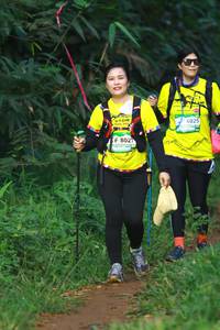 BIB: 100, 8025, 8021
                            <button type="button" onclick="openModal(13212848)" class="btn btn-primary btn-sm float-right btn-popup" data-toggle="modal" data-target=".modal-high-quality">
                        <i class="fas fa-shopping-cart"></i> Add to Cart
                    </button>
                                            <button type="button" onclick="isThisMe(13212848, true)" class="btn btn-success btn-sm float-right btn-popup btn-isme hidden" data-toggle="tooltip" data-placement="bottom" title="นี่คือรูปของคุณใช่ไหม คลิกที่นี่เพื่อเอาเข้าอัลบั้ม">
                        <i class="fas fa-plus"></i> Add to album
                    </button>
                    <button type="button" onclick="isThisMe(13212848, false)" class="btn btn-warning btn-sm float-right btn-popup btn-isnotme hidden">
                        <i class="fas fa-ban"></i> Remove from album
                    </button>