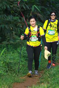 BIB: 100, 8025, 802
                            <button type="button" onclick="openModal(13212849)" class="btn btn-primary btn-sm float-right btn-popup" data-toggle="modal" data-target=".modal-high-quality">
                        <i class="fas fa-shopping-cart"></i> Add to Cart
                    </button>
                                            <button type="button" onclick="isThisMe(13212849, true)" class="btn btn-success btn-sm float-right btn-popup btn-isme hidden" data-toggle="tooltip" data-placement="bottom" title="นี่คือรูปของคุณใช่ไหม คลิกที่นี่เพื่อเอาเข้าอัลบั้ม">
                        <i class="fas fa-plus"></i> Add to album
                    </button>
                    <button type="button" onclick="isThisMe(13212849, false)" class="btn btn-warning btn-sm float-right btn-popup btn-isnotme hidden">
                        <i class="fas fa-ban"></i> Remove from album
                    </button>