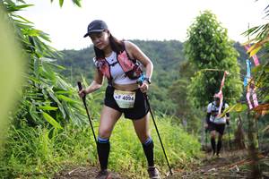 BIB: 4094
                            <button type="button" onclick="openModal(13214438)" class="btn btn-primary btn-sm float-right btn-popup" data-toggle="modal" data-target=".modal-high-quality">
                        <i class="fas fa-shopping-cart"></i> Add to Cart
                    </button>
                                            <button type="button" onclick="isThisMe(13214438, true)" class="btn btn-success btn-sm float-right btn-popup btn-isme hidden" data-toggle="tooltip" data-placement="bottom" title="นี่คือรูปของคุณใช่ไหม คลิกที่นี่เพื่อเอาเข้าอัลบั้ม">
                        <i class="fas fa-plus"></i> Add to album
                    </button>
                    <button type="button" onclick="isThisMe(13214438, false)" class="btn btn-warning btn-sm float-right btn-popup btn-isnotme hidden">
                        <i class="fas fa-ban"></i> Remove from album
                    </button>