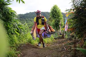 BIB: 4185
                            <button type="button" onclick="openModal(13214102)" class="btn btn-primary btn-sm float-right btn-popup" data-toggle="modal" data-target=".modal-high-quality">
                        <i class="fas fa-shopping-cart"></i> Add to Cart
                    </button>
                                            <button type="button" onclick="isThisMe(13214102, true)" class="btn btn-success btn-sm float-right btn-popup btn-isme hidden" data-toggle="tooltip" data-placement="bottom" title="นี่คือรูปของคุณใช่ไหม คลิกที่นี่เพื่อเอาเข้าอัลบั้ม">
                        <i class="fas fa-plus"></i> Add to album
                    </button>
                    <button type="button" onclick="isThisMe(13214102, false)" class="btn btn-warning btn-sm float-right btn-popup btn-isnotme hidden">
                        <i class="fas fa-ban"></i> Remove from album
                    </button>