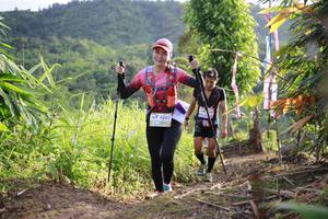 BIB: 4202
                            <button type="button" onclick="openModal(13213973)" class="btn btn-primary btn-sm float-right btn-popup" data-toggle="modal" data-target=".modal-high-quality">
                        <i class="fas fa-shopping-cart"></i> Add to Cart
                    </button>
                                            <button type="button" onclick="isThisMe(13213973, true)" class="btn btn-success btn-sm float-right btn-popup btn-isme hidden" data-toggle="tooltip" data-placement="bottom" title="นี่คือรูปของคุณใช่ไหม คลิกที่นี่เพื่อเอาเข้าอัลบั้ม">
                        <i class="fas fa-plus"></i> Add to album
                    </button>
                    <button type="button" onclick="isThisMe(13213973, false)" class="btn btn-warning btn-sm float-right btn-popup btn-isnotme hidden">
                        <i class="fas fa-ban"></i> Remove from album
                    </button>