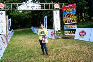 BIB: 100, 254824, 04806, 034159, 4649, 030
                            <button type="button" onclick="openModal(13266578)" class="btn btn-primary btn-sm float-right btn-popup" data-toggle="modal" data-target=".modal-high-quality">
                        <i class="fas fa-shopping-cart"></i> Add to Cart
                    </button>
                                            <button type="button" onclick="isThisMe(13266578, true)" class="btn btn-success btn-sm float-right btn-popup btn-isme hidden" data-toggle="tooltip" data-placement="bottom" title="นี่คือรูปของคุณใช่ไหม คลิกที่นี่เพื่อเอาเข้าอัลบั้ม">
                        <i class="fas fa-plus"></i> Add to album
                    </button>
                    <button type="button" onclick="isThisMe(13266578, false)" class="btn btn-warning btn-sm float-right btn-popup btn-isnotme hidden">
                        <i class="fas fa-ban"></i> Remove from album
                    </button>