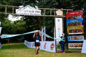 BIB: 100, 
                            <button type="button" onclick="openModal(13266443)" class="btn btn-primary btn-sm float-right btn-popup" data-toggle="modal" data-target=".modal-high-quality">
                        <i class="fas fa-shopping-cart"></i> Add to Cart
                    </button>
                                            <button type="button" onclick="isThisMe(13266443, true)" class="btn btn-success btn-sm float-right btn-popup btn-isme hidden" data-toggle="tooltip" data-placement="bottom" title="นี่คือรูปของคุณใช่ไหม คลิกที่นี่เพื่อเอาเข้าอัลบั้ม">
                        <i class="fas fa-plus"></i> Add to album
                    </button>
                    <button type="button" onclick="isThisMe(13266443, false)" class="btn btn-warning btn-sm float-right btn-popup btn-isnotme hidden">
                        <i class="fas fa-ban"></i> Remove from album
                    </button>