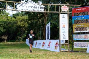 BIB: 100, 
                            <button type="button" onclick="openModal(13266593)" class="btn btn-primary btn-sm float-right btn-popup" data-toggle="modal" data-target=".modal-high-quality">
                        <i class="fas fa-shopping-cart"></i> Add to Cart
                    </button>
                                            <button type="button" onclick="isThisMe(13266593, true)" class="btn btn-success btn-sm float-right btn-popup btn-isme hidden" data-toggle="tooltip" data-placement="bottom" title="นี่คือรูปของคุณใช่ไหม คลิกที่นี่เพื่อเอาเข้าอัลบั้ม">
                        <i class="fas fa-plus"></i> Add to album
                    </button>
                    <button type="button" onclick="isThisMe(13266593, false)" class="btn btn-warning btn-sm float-right btn-popup btn-isnotme hidden">
                        <i class="fas fa-ban"></i> Remove from album
                    </button>