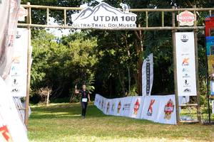 BIB: 100
                            <button type="button" onclick="openModal(13266617)" class="btn btn-primary btn-sm float-right btn-popup" data-toggle="modal" data-target=".modal-high-quality">
                        <i class="fas fa-shopping-cart"></i> Add to Cart
                    </button>
                                            <button type="button" onclick="isThisMe(13266617, true)" class="btn btn-success btn-sm float-right btn-popup btn-isme hidden" data-toggle="tooltip" data-placement="bottom" title="นี่คือรูปของคุณใช่ไหม คลิกที่นี่เพื่อเอาเข้าอัลบั้ม">
                        <i class="fas fa-plus"></i> Add to album
                    </button>
                    <button type="button" onclick="isThisMe(13266617, false)" class="btn btn-warning btn-sm float-right btn-popup btn-isnotme hidden">
                        <i class="fas fa-ban"></i> Remove from album
                    </button>