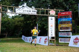 BIB: 100, 00519
                            <button type="button" onclick="openModal(13266754)" class="btn btn-primary btn-sm float-right btn-popup" data-toggle="modal" data-target=".modal-high-quality">
                        <i class="fas fa-shopping-cart"></i> Add to Cart
                    </button>
                                            <button type="button" onclick="isThisMe(13266754, true)" class="btn btn-success btn-sm float-right btn-popup btn-isme hidden" data-toggle="tooltip" data-placement="bottom" title="นี่คือรูปของคุณใช่ไหม คลิกที่นี่เพื่อเอาเข้าอัลบั้ม">
                        <i class="fas fa-plus"></i> Add to album
                    </button>
                    <button type="button" onclick="isThisMe(13266754, false)" class="btn btn-warning btn-sm float-right btn-popup btn-isnotme hidden">
                        <i class="fas fa-ban"></i> Remove from album
                    </button>