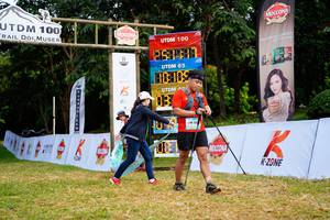 BIB: 100
                            <button type="button" onclick="openModal(13266241)" class="btn btn-primary btn-sm float-right btn-popup" data-toggle="modal" data-target=".modal-high-quality">
                        <i class="fas fa-shopping-cart"></i> Add to Cart
                    </button>
                                            <button type="button" onclick="isThisMe(13266241, true)" class="btn btn-success btn-sm float-right btn-popup btn-isme hidden" data-toggle="tooltip" data-placement="bottom" title="นี่คือรูปของคุณใช่ไหม คลิกที่นี่เพื่อเอาเข้าอัลบั้ม">
                        <i class="fas fa-plus"></i> Add to album
                    </button>
                    <button type="button" onclick="isThisMe(13266241, false)" class="btn btn-warning btn-sm float-right btn-popup btn-isnotme hidden">
                        <i class="fas fa-ban"></i> Remove from album
                    </button>