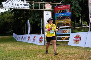 BIB: 100
                            <button type="button" onclick="openModal(13306936)" class="btn btn-primary btn-sm float-right btn-popup" data-toggle="modal" data-target=".modal-high-quality">
                        <i class="fas fa-shopping-cart"></i> Add to Cart
                    </button>
                                            <button type="button" onclick="isThisMe(13306936, true)" class="btn btn-success btn-sm float-right btn-popup btn-isme hidden" data-toggle="tooltip" data-placement="bottom" title="นี่คือรูปของคุณใช่ไหม คลิกที่นี่เพื่อเอาเข้าอัลบั้ม">
                        <i class="fas fa-plus"></i> Add to album
                    </button>
                    <button type="button" onclick="isThisMe(13306936, false)" class="btn btn-warning btn-sm float-right btn-popup btn-isnotme hidden">
                        <i class="fas fa-ban"></i> Remove from album
                    </button>