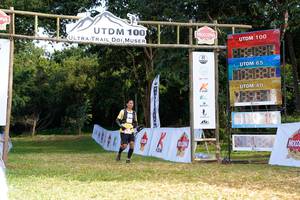 BIB: 100
                            <button type="button" onclick="openModal(13266597)" class="btn btn-primary btn-sm float-right btn-popup" data-toggle="modal" data-target=".modal-high-quality">
                        <i class="fas fa-shopping-cart"></i> Add to Cart
                    </button>
                                            <button type="button" onclick="isThisMe(13266597, true)" class="btn btn-success btn-sm float-right btn-popup btn-isme hidden" data-toggle="tooltip" data-placement="bottom" title="นี่คือรูปของคุณใช่ไหม คลิกที่นี่เพื่อเอาเข้าอัลบั้ม">
                        <i class="fas fa-plus"></i> Add to album
                    </button>
                    <button type="button" onclick="isThisMe(13266597, false)" class="btn btn-warning btn-sm float-right btn-popup btn-isnotme hidden">
                        <i class="fas fa-ban"></i> Remove from album
                    </button>