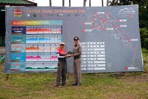 BIB: 100
                            <button type="button" onclick="openModal(13307008)" class="btn btn-primary btn-sm float-right btn-popup" data-toggle="modal" data-target=".modal-high-quality">
                        <i class="fas fa-shopping-cart"></i> Add to Cart
                    </button>
                                            <button type="button" onclick="isThisMe(13307008, true)" class="btn btn-success btn-sm float-right btn-popup btn-isme hidden" data-toggle="tooltip" data-placement="bottom" title="นี่คือรูปของคุณใช่ไหม คลิกที่นี่เพื่อเอาเข้าอัลบั้ม">
                        <i class="fas fa-plus"></i> Add to album
                    </button>
                    <button type="button" onclick="isThisMe(13307008, false)" class="btn btn-warning btn-sm float-right btn-popup btn-isnotme hidden">
                        <i class="fas fa-ban"></i> Remove from album
                    </button>