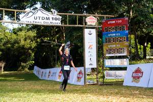 BIB: 100
                            <button type="button" onclick="openModal(13266623)" class="btn btn-primary btn-sm float-right btn-popup" data-toggle="modal" data-target=".modal-high-quality">
                        <i class="fas fa-shopping-cart"></i> Add to Cart
                    </button>
                                            <button type="button" onclick="isThisMe(13266623, true)" class="btn btn-success btn-sm float-right btn-popup btn-isme hidden" data-toggle="tooltip" data-placement="bottom" title="นี่คือรูปของคุณใช่ไหม คลิกที่นี่เพื่อเอาเข้าอัลบั้ม">
                        <i class="fas fa-plus"></i> Add to album
                    </button>
                    <button type="button" onclick="isThisMe(13266623, false)" class="btn btn-warning btn-sm float-right btn-popup btn-isnotme hidden">
                        <i class="fas fa-ban"></i> Remove from album
                    </button>