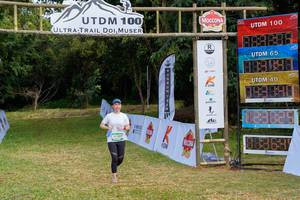 BIB: 100
                            <button type="button" onclick="openModal(13306902)" class="btn btn-primary btn-sm float-right btn-popup" data-toggle="modal" data-target=".modal-high-quality">
                        <i class="fas fa-shopping-cart"></i> Add to Cart
                    </button>
                                            <button type="button" onclick="isThisMe(13306902, true)" class="btn btn-success btn-sm float-right btn-popup btn-isme hidden" data-toggle="tooltip" data-placement="bottom" title="นี่คือรูปของคุณใช่ไหม คลิกที่นี่เพื่อเอาเข้าอัลบั้ม">
                        <i class="fas fa-plus"></i> Add to album
                    </button>
                    <button type="button" onclick="isThisMe(13306902, false)" class="btn btn-warning btn-sm float-right btn-popup btn-isnotme hidden">
                        <i class="fas fa-ban"></i> Remove from album
                    </button>