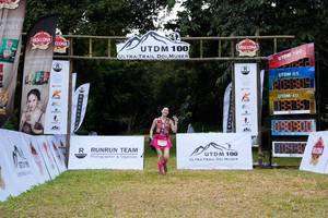 BIB: 100, 050300
                            <button type="button" onclick="openModal(13336441)" class="btn btn-primary btn-sm float-right btn-popup" data-toggle="modal" data-target=".modal-high-quality">
                        <i class="fas fa-shopping-cart"></i> Add to Cart
                    </button>
                                            <button type="button" onclick="isThisMe(13336441, true)" class="btn btn-success btn-sm float-right btn-popup btn-isme hidden" data-toggle="tooltip" data-placement="bottom" title="นี่คือรูปของคุณใช่ไหม คลิกที่นี่เพื่อเอาเข้าอัลบั้ม">
                        <i class="fas fa-plus"></i> Add to album
                    </button>
                    <button type="button" onclick="isThisMe(13336441, false)" class="btn btn-warning btn-sm float-right btn-popup btn-isnotme hidden">
                        <i class="fas fa-ban"></i> Remove from album
                    </button>